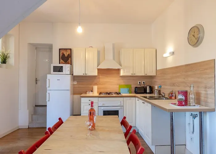 Welcome To No5 度假居